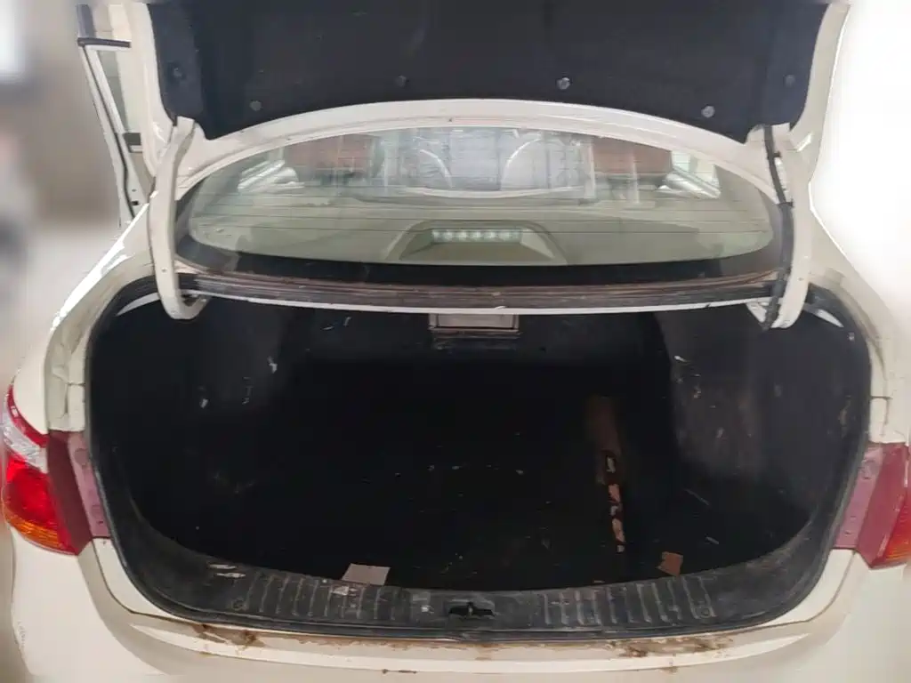 Dongfeng Aeolus Dongfeng Fengshen A60 2015 2016 Model 1.5L Manual Luxury
