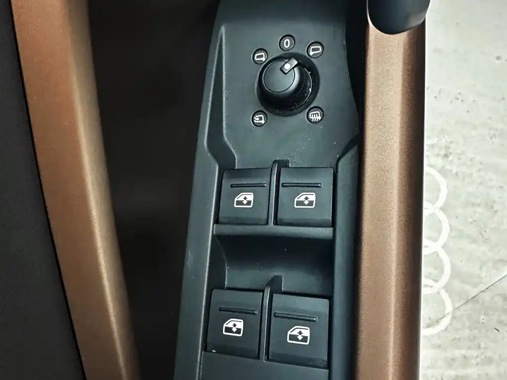 Audi Q3 2022 35 TFSI Fashion Elegance фото 16