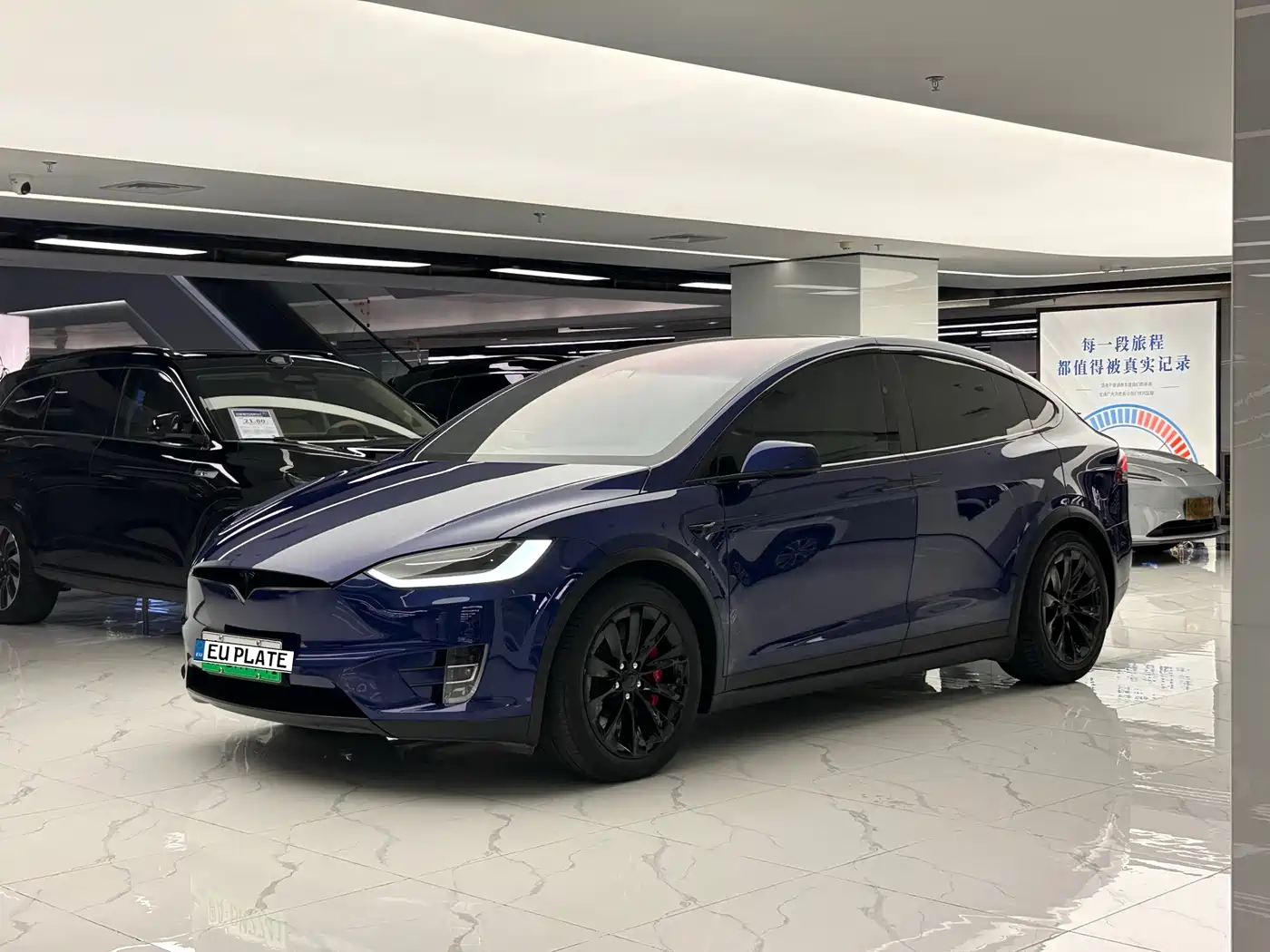 TESLA MODEL X