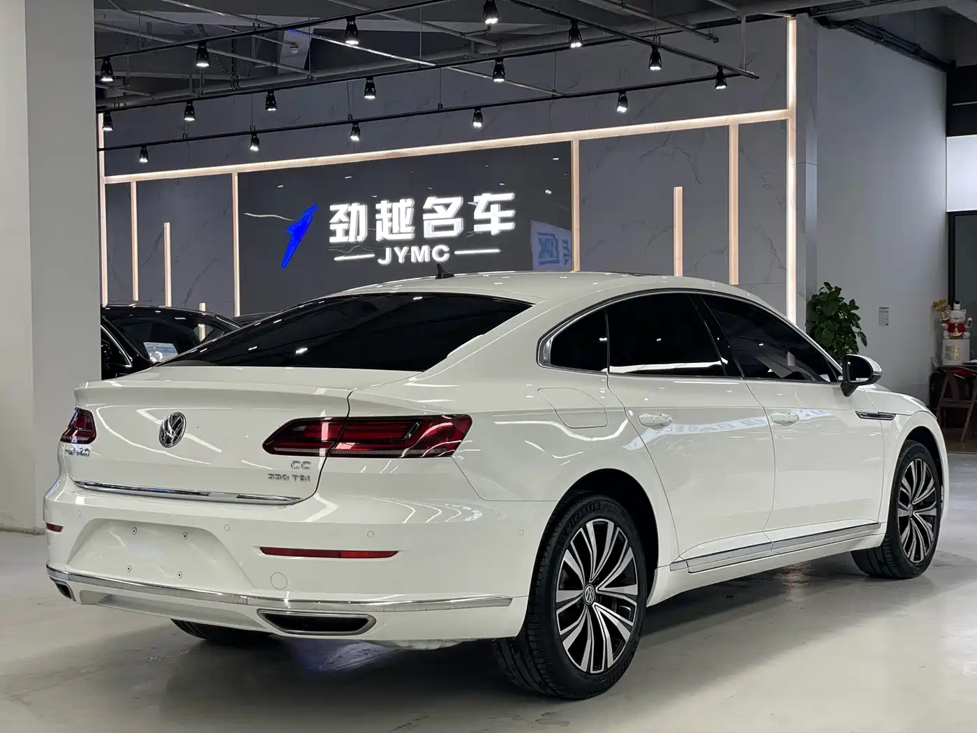 Volkswagen FAW-Volkswagen CC 2020 330TSI Glamour Version China VI фото 13