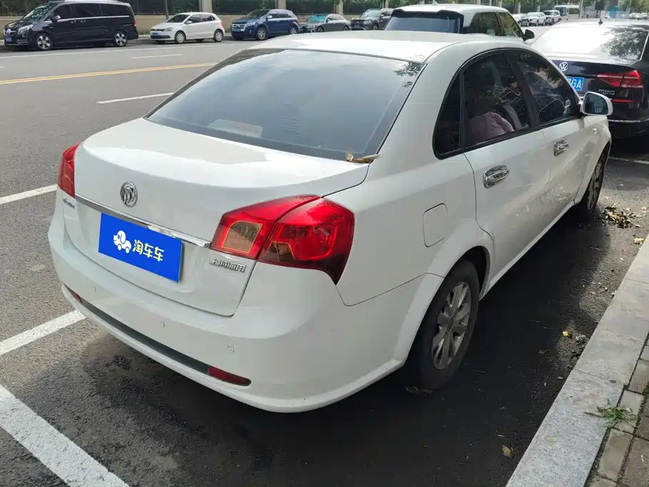 Фото 3 - Buick Excelle
