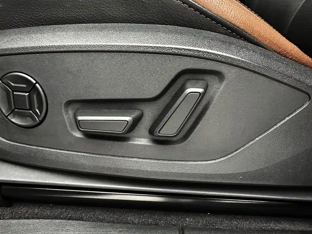 Audi Q3 2022 35 TFSI Fashion Elegance фото 17