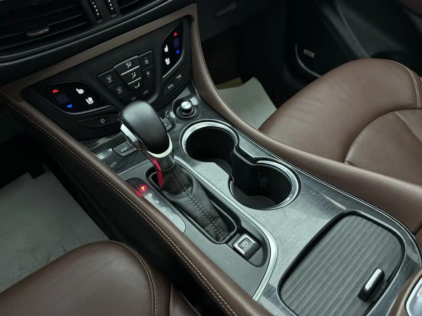 Buick Envision Plus 2020 28T AWD All-round Sports Flagship фото 27