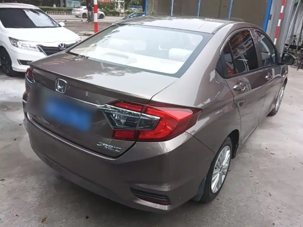 Honda Greiz 2019 2016 1.5L CVT Classic Edition