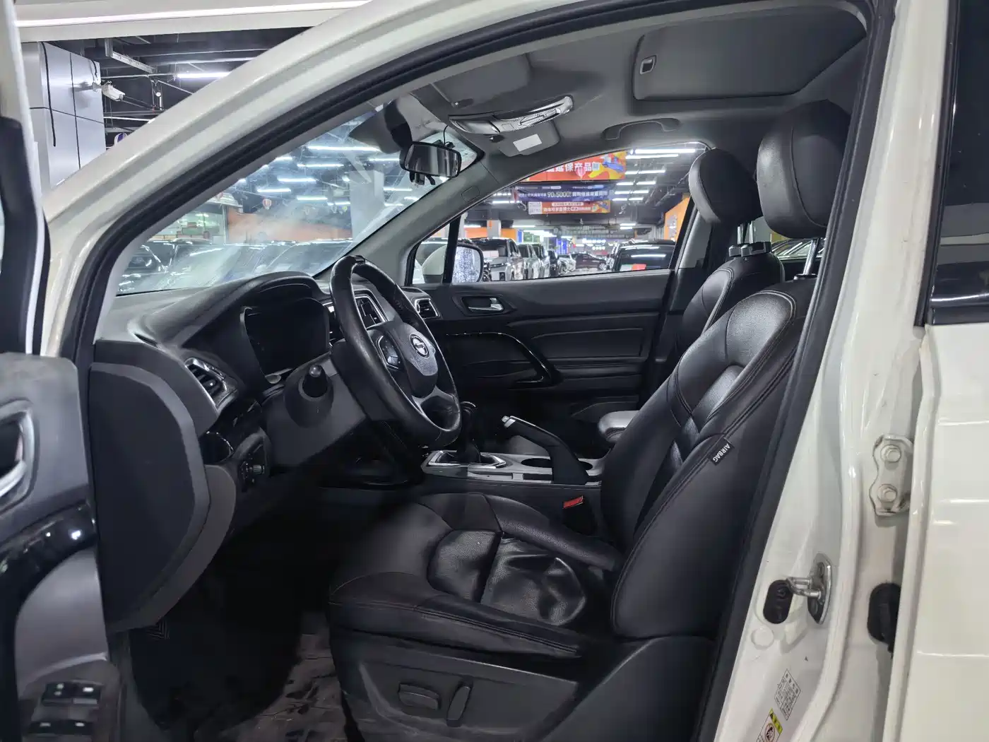 GAC Trumpchi Trumpchi GS4 2016 235T Manual Luxury Edition фото 5