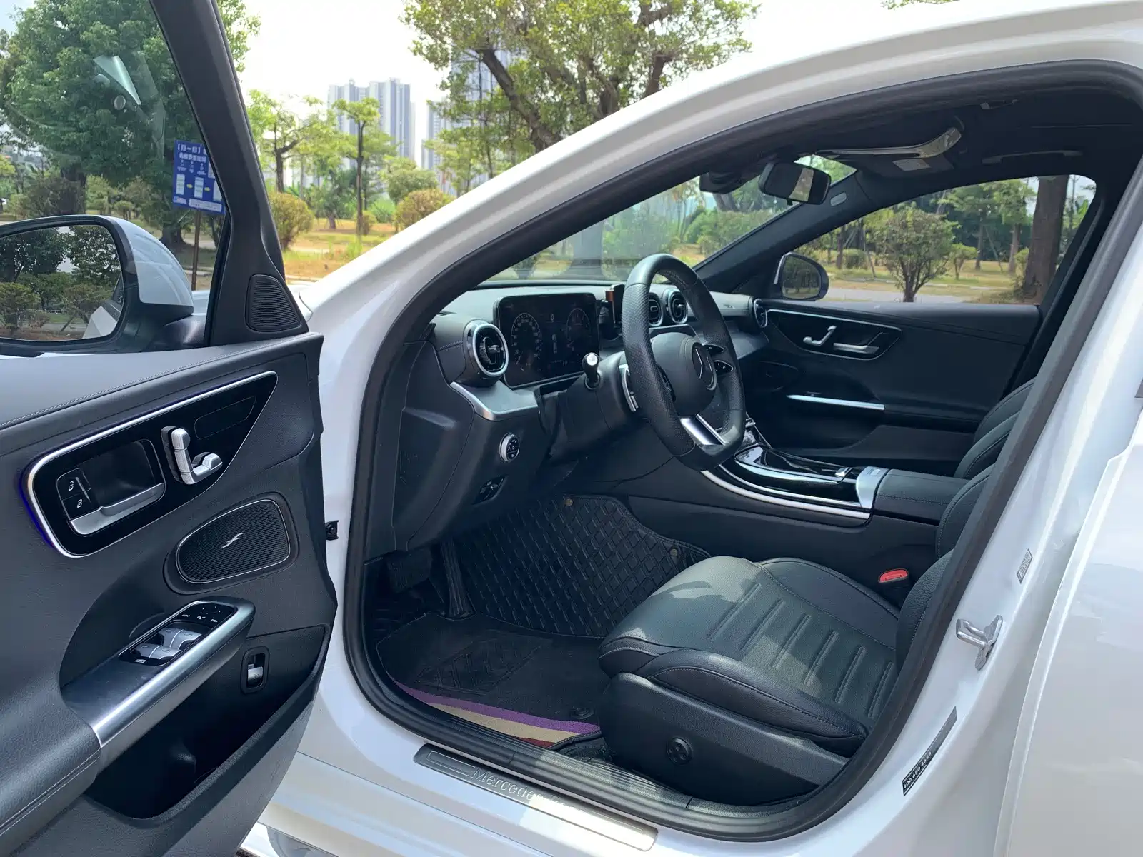 Фото 7 - Mercedes-Benz C-Class