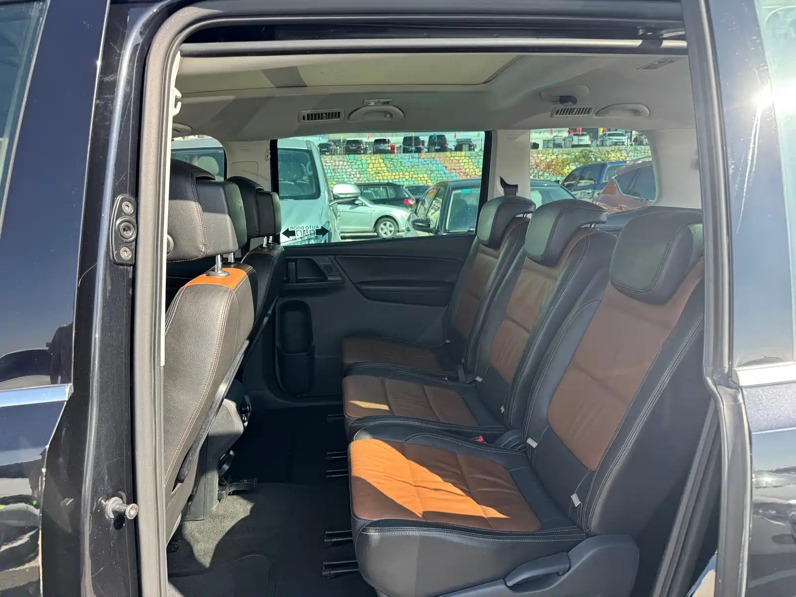 Фото 10 - Volkswagen Sharan