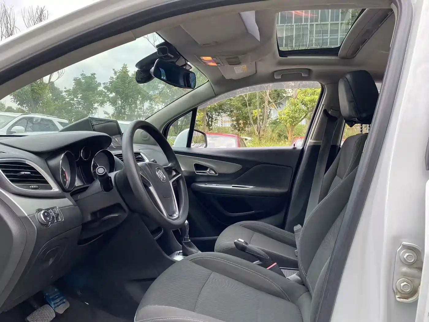 Buick Encore 2014 2014 1.4T Automatic 2WD Urban Elite