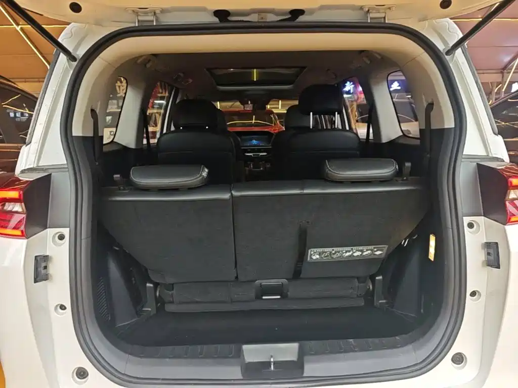 Фото 15 - GAC Trumpchi Trumpchi M6