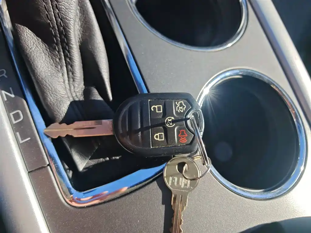 Ford Edge (Import) 2015 2012 2.0T Elite Sunroof Edition