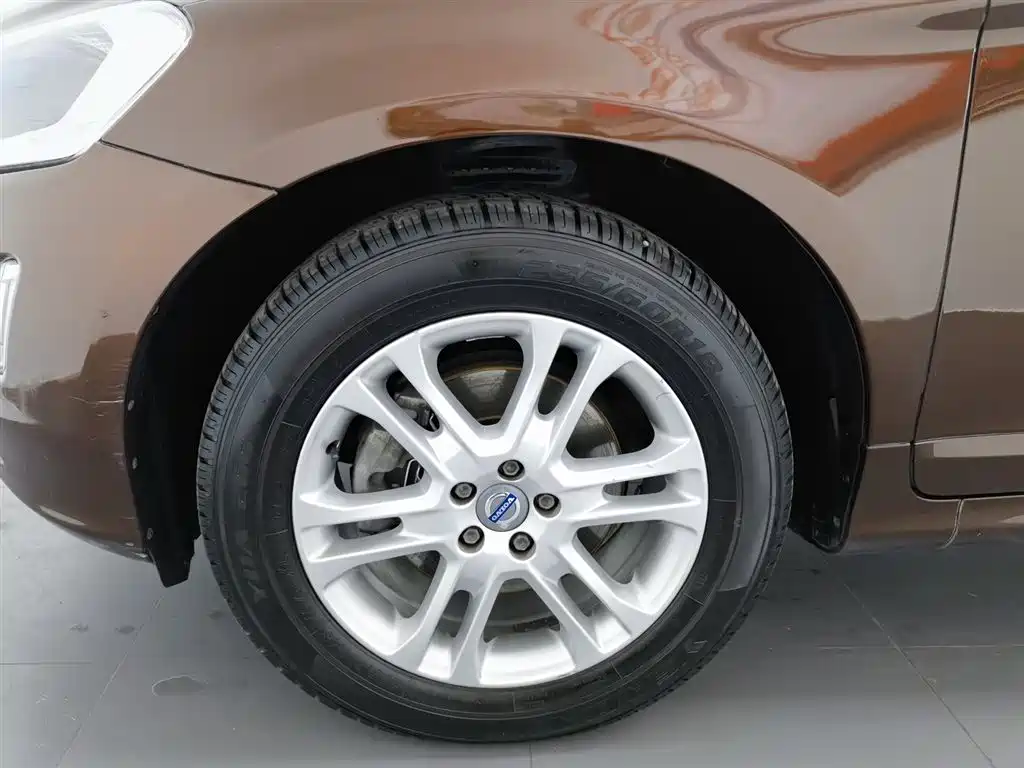Photo 17 - Volvo XC60