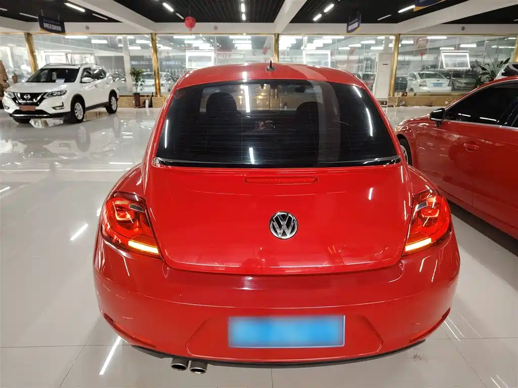 Volkswagen Beetle 2014 1.4TSI Fashion Edition фото 6