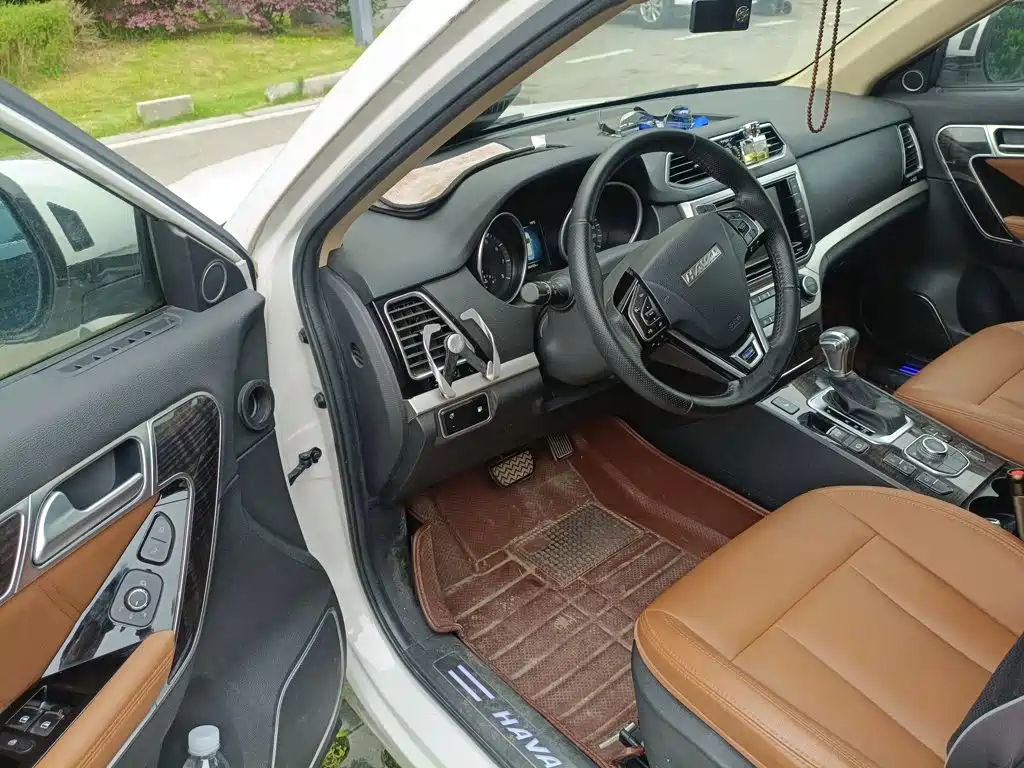 Фото 14 - Haval H6 Coupe