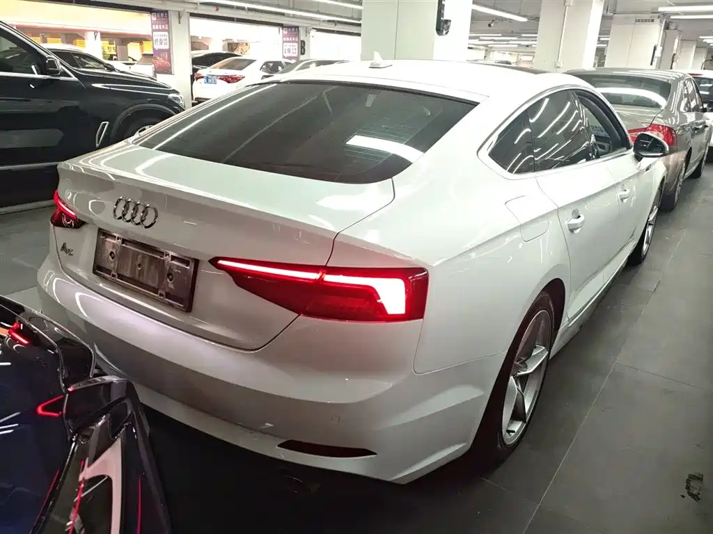 Audi A5 (Import) 2017 Sportback 40 TFSI Fashion фото 7
