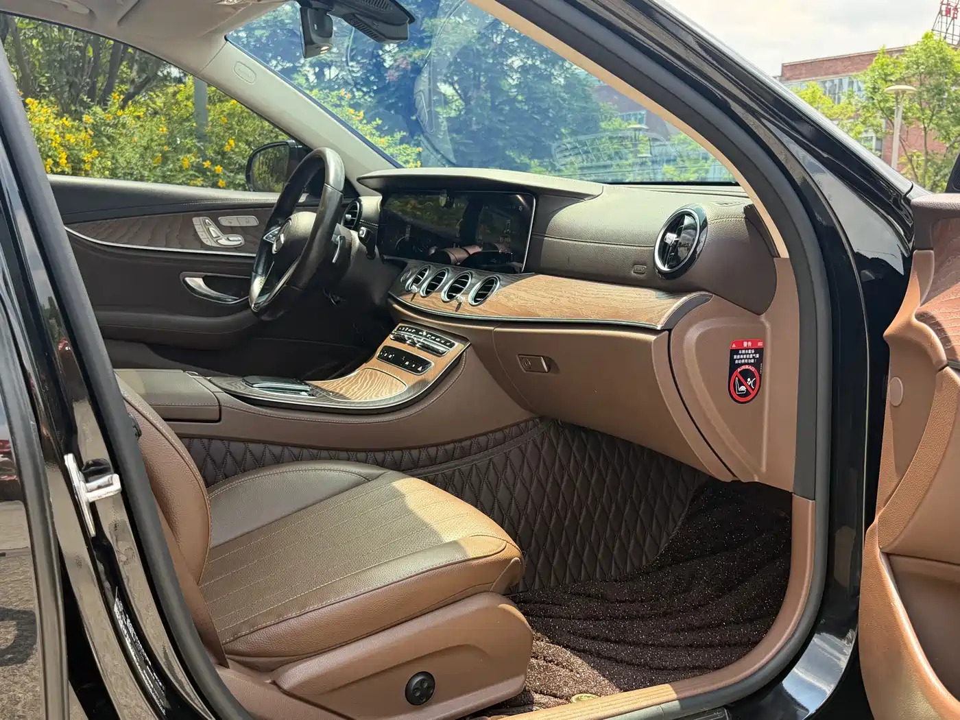 Mercedes-Benz E-Class 2021 E 300 L Fashion фото 13