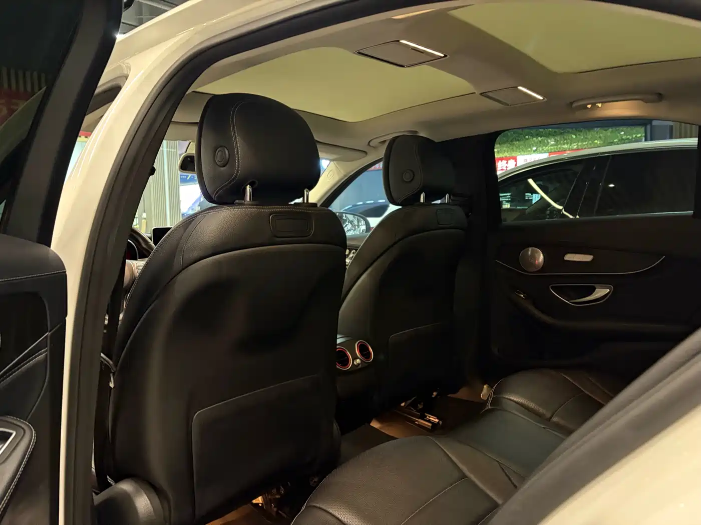 Mercedes-Benz C-Class 2017 Facelift C 200 L Sport Edition фото 7