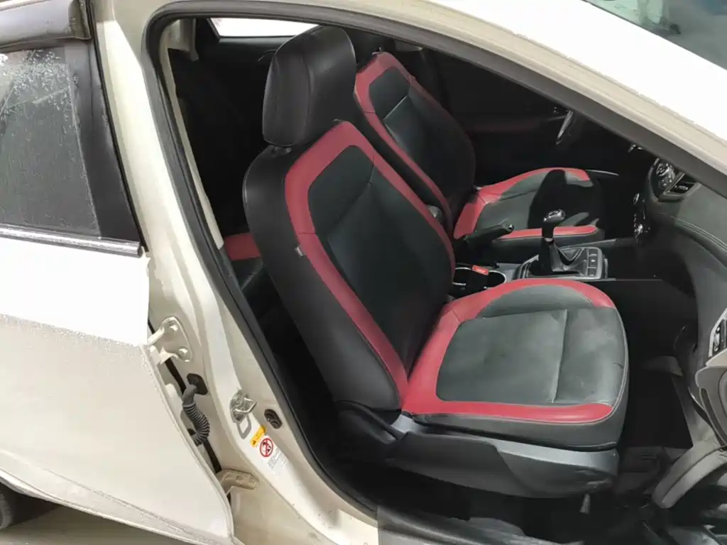 Changan Eado XT 2017 2016 1.6L Manual Stylish Cool Edition