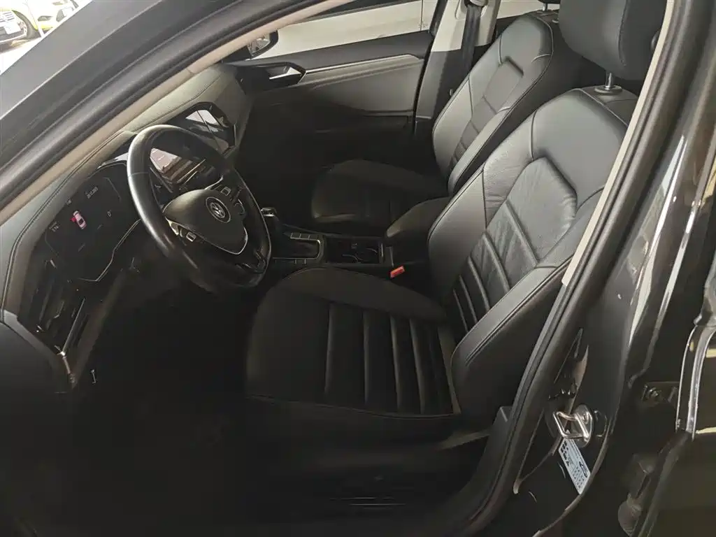 Volkswagen Sagitar 2022 280TSI DSG Soaring Edition фото 15