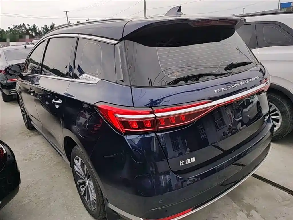 BYD Song MAX 2021 Upgrade 1.5T Automatic Luxury Edition 7-Seater фото 5