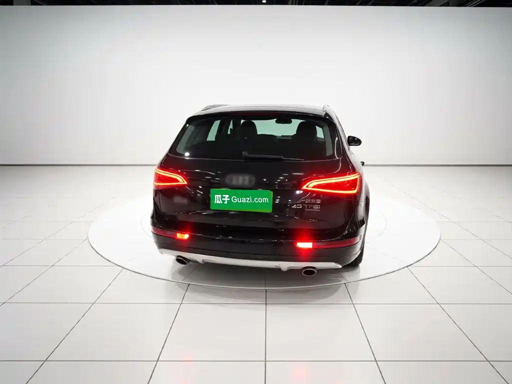 Audi Q5 2018 2017 Plus 40 TFSI Technology