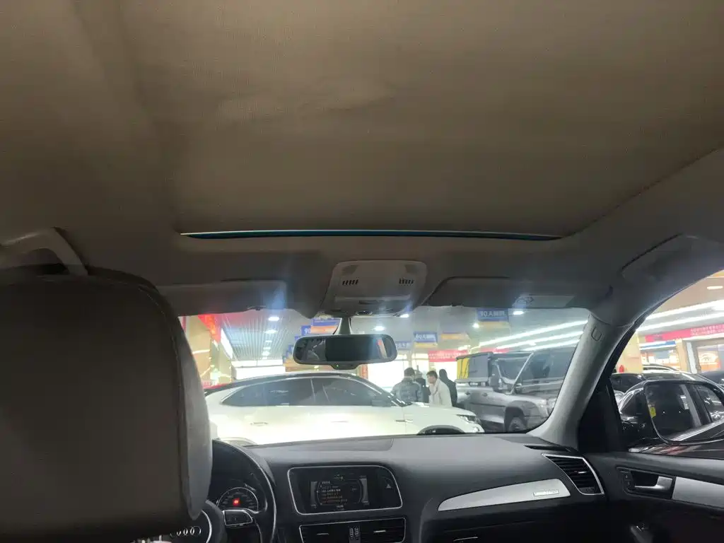 Audi Q5 2018 2017 Plus 40 TFSI Technology