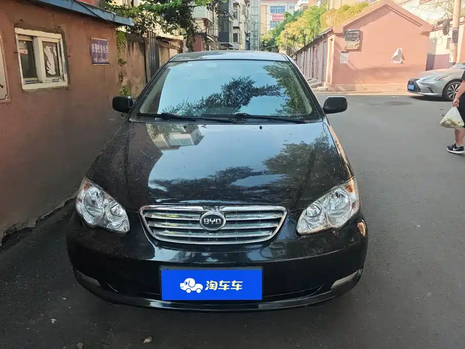 Фото 2 - BYD F3