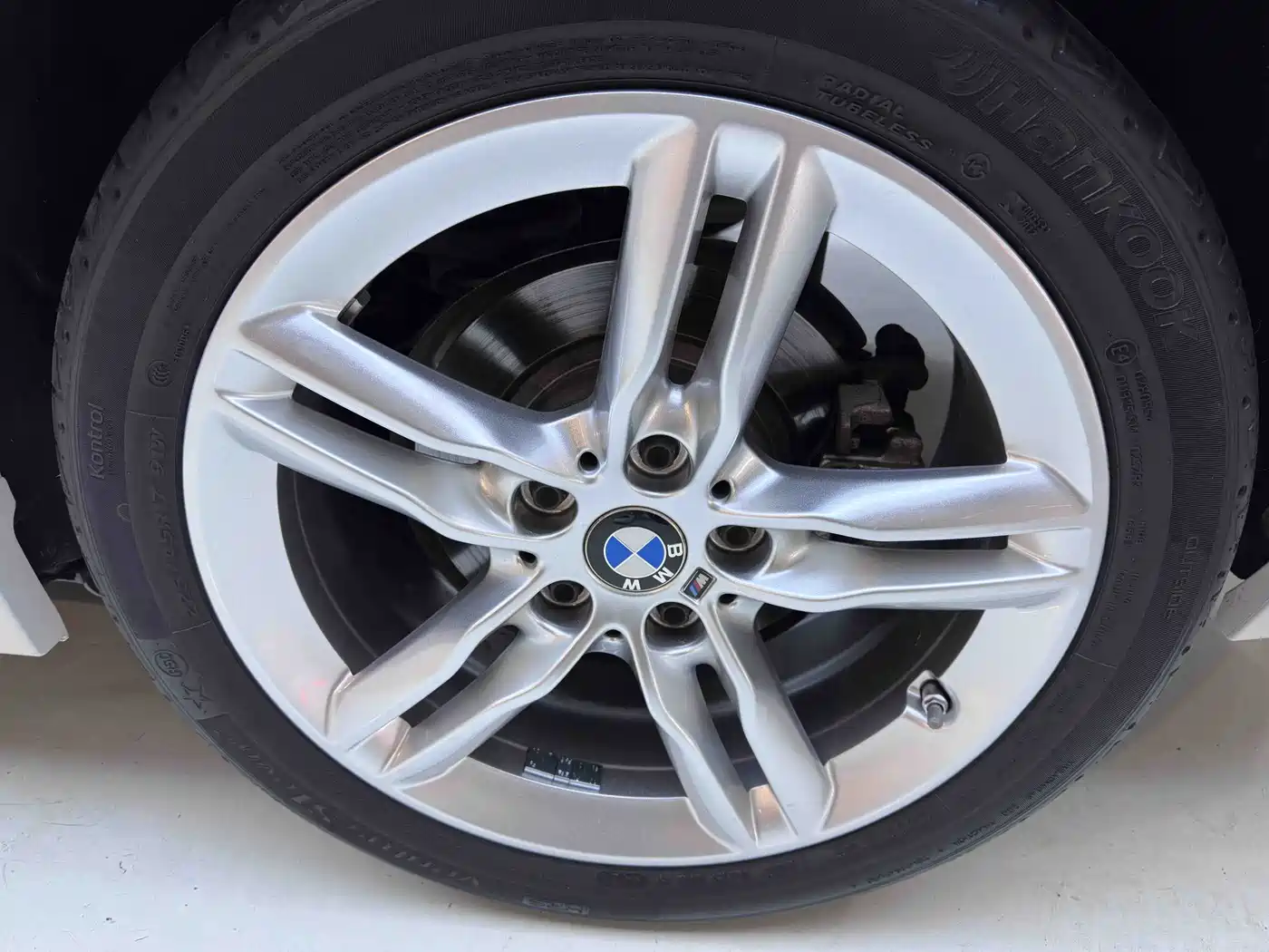 BMW 1 Series 2021 120i M Sport Shadow Edition фото 17