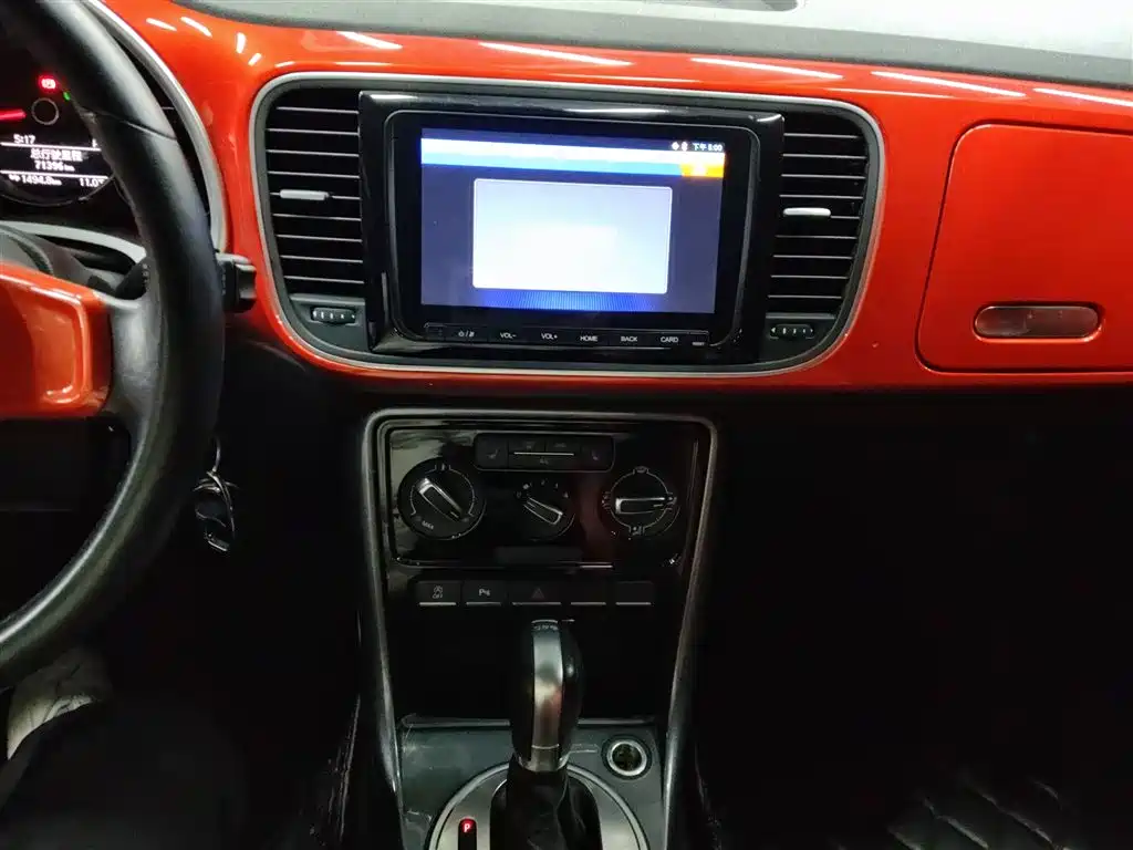 Volkswagen Beetle 2017 180TSI Style фото 13