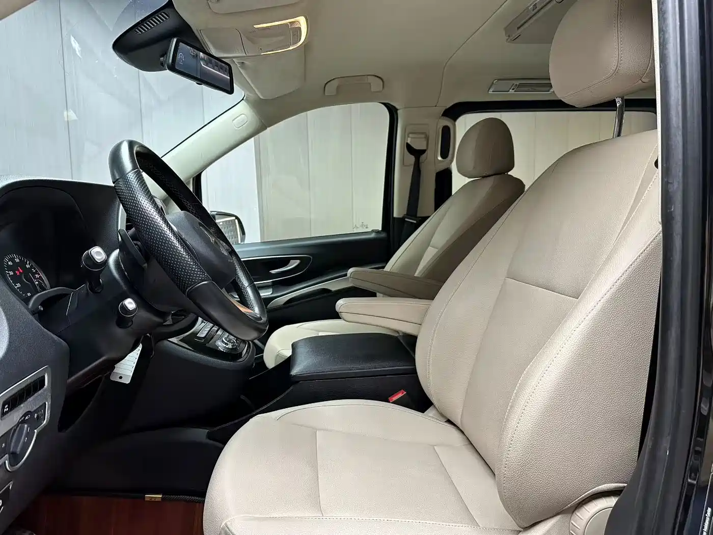 Mercedes-Benz Vito 2016 2.0T Business Edition фото 6