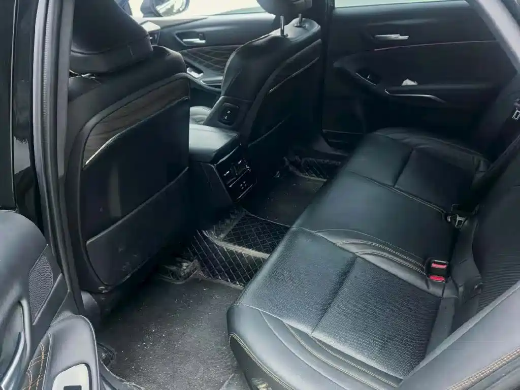 Toyota Avalon 2024 Model Hybrid 2.5L XLE Prestige Edition 7