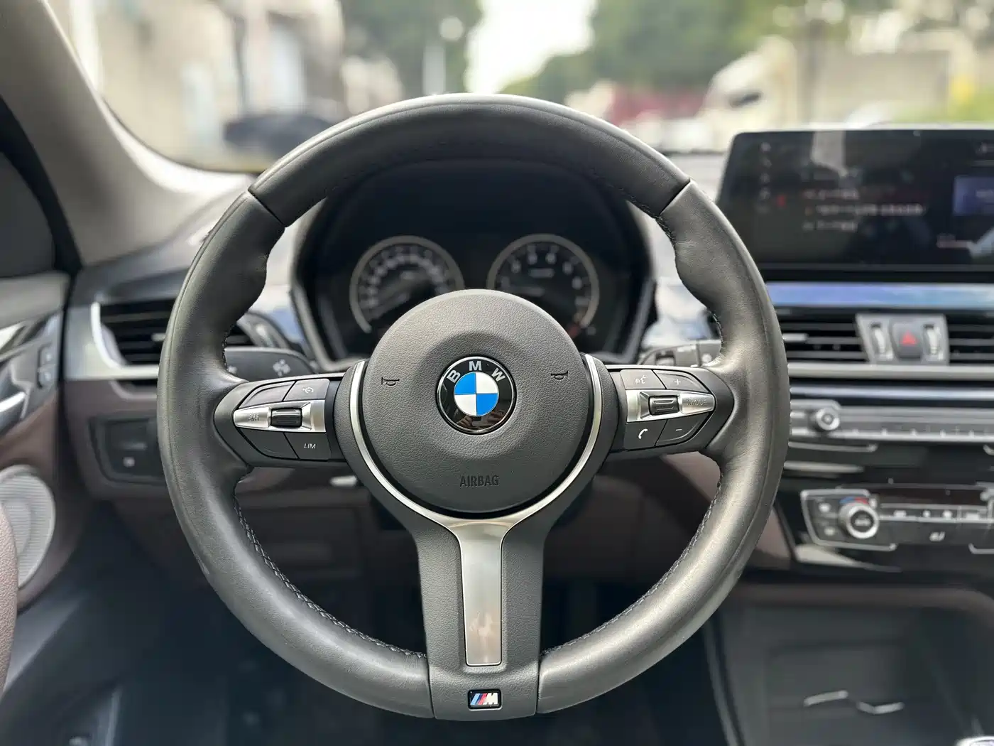 BMW X1 2022 sDrive25Li Leading фото 6
