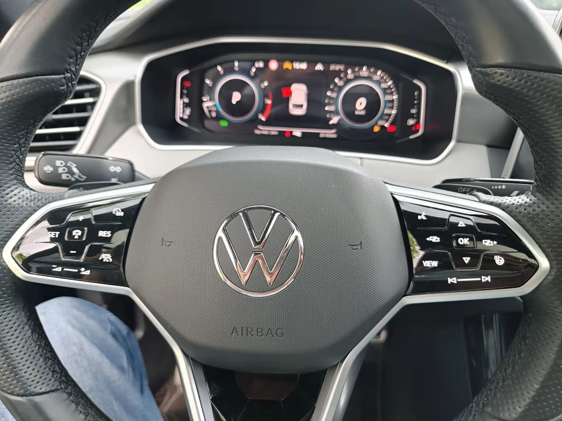 Фото 19 - Volkswagen Tayron X