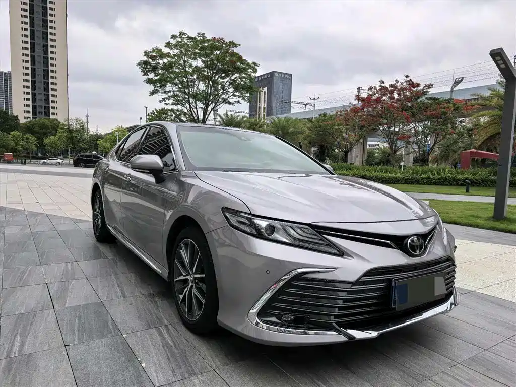 Toyota Camry 2021 2.5G Luxury Edition фото 3