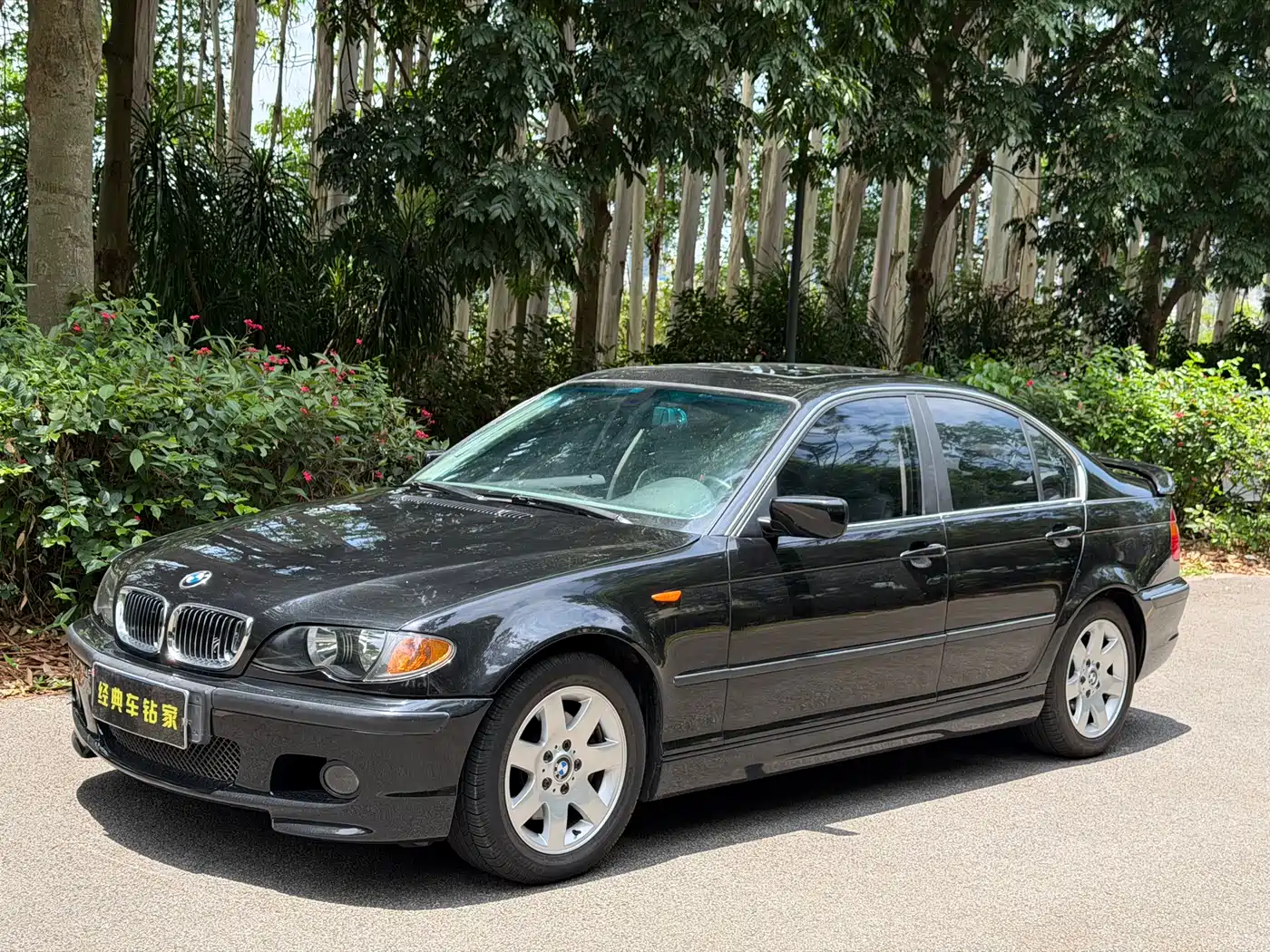 BMW 3 Series 2004 325i
