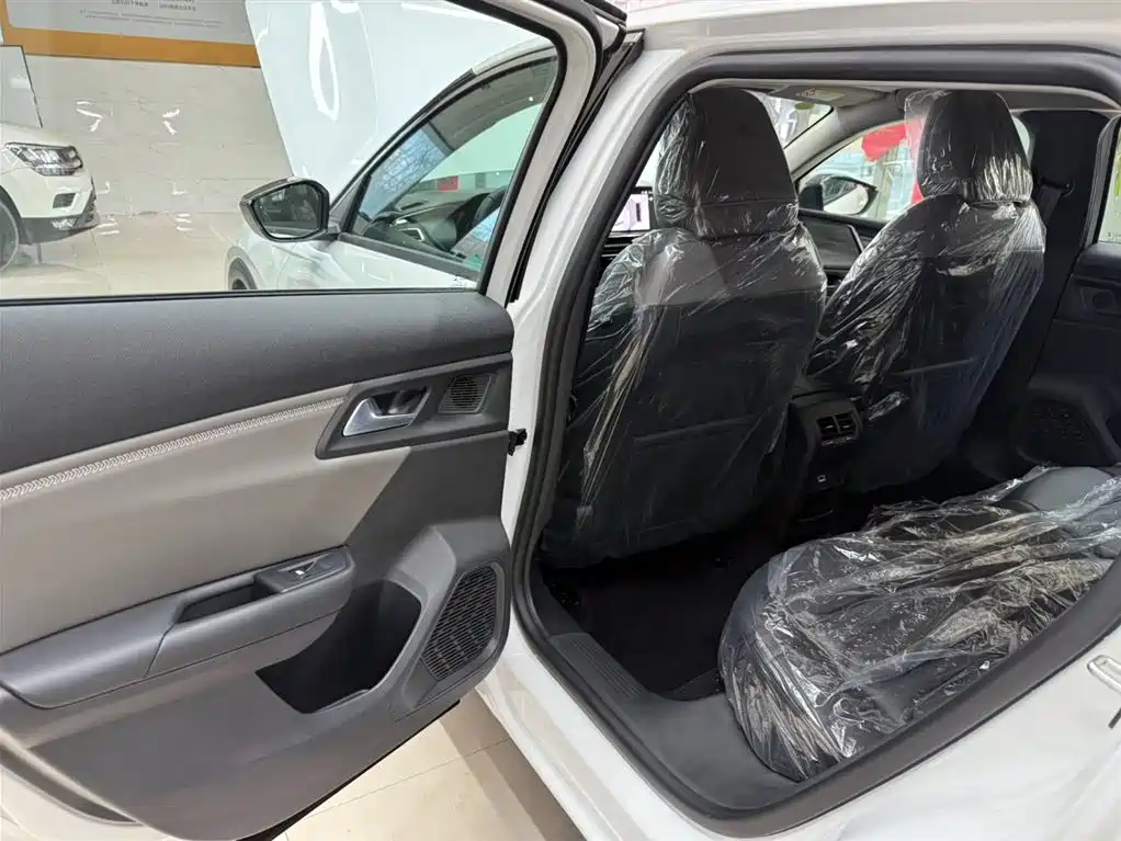 Photo 17 - Citroën Versailles C5 X