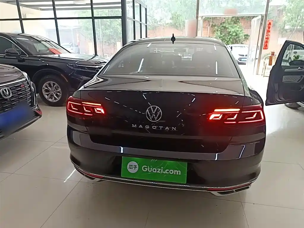 Volkswagen Magotan 2023 Model 2 Million Commemorative Edition 330TSI DSG Luxury фото 6
