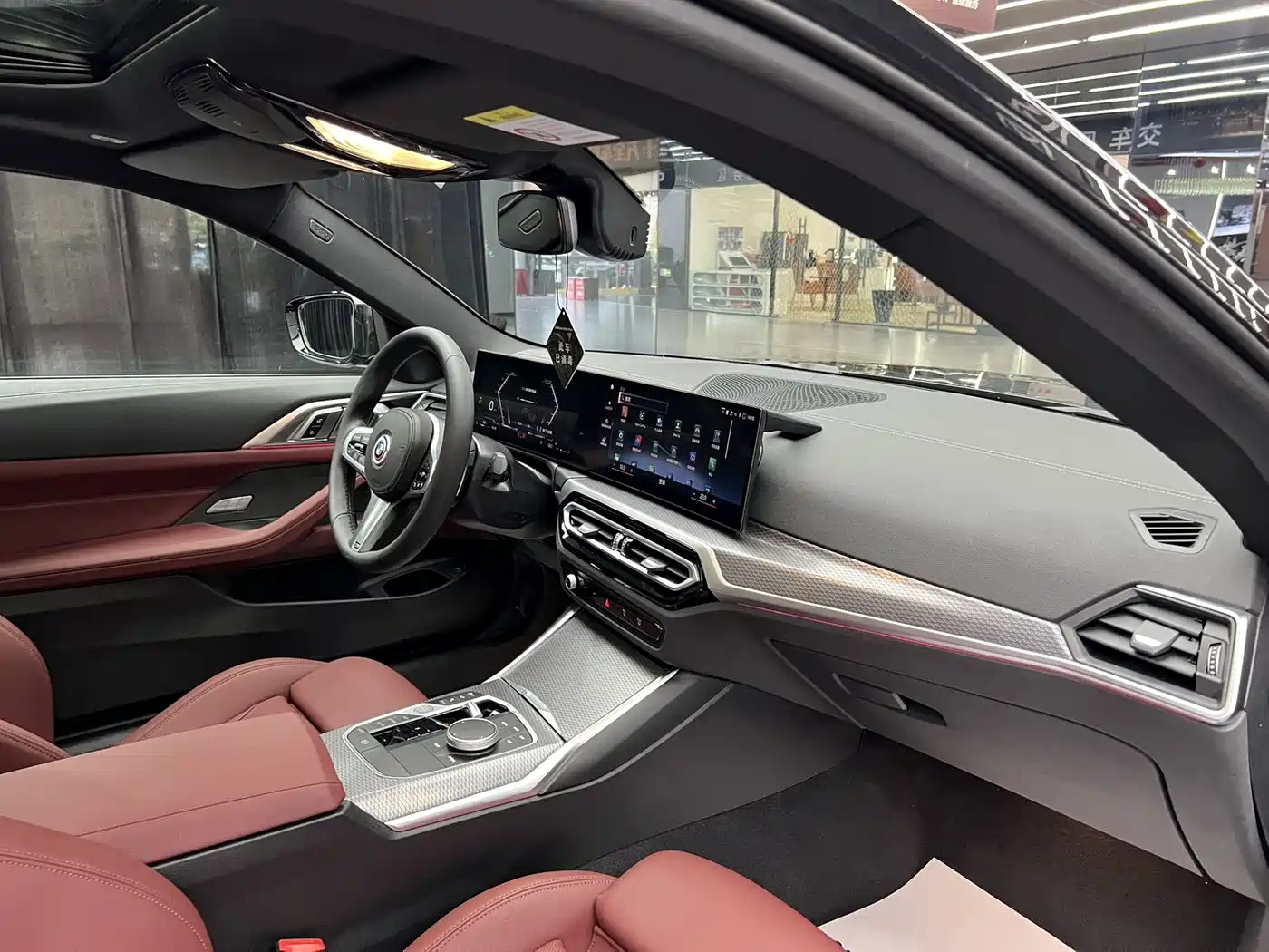 BMW 4 Series 2023 425i M Sport Shadowline Package фото 9