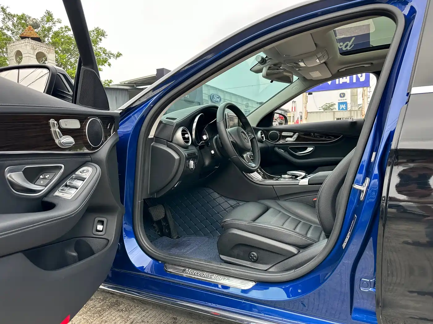 Фото 9 - Mercedes-Benz C-Class