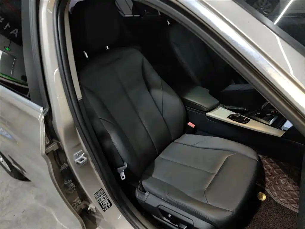 BMW 3 Series 2015 320Li Super Joy Fashion фото 17