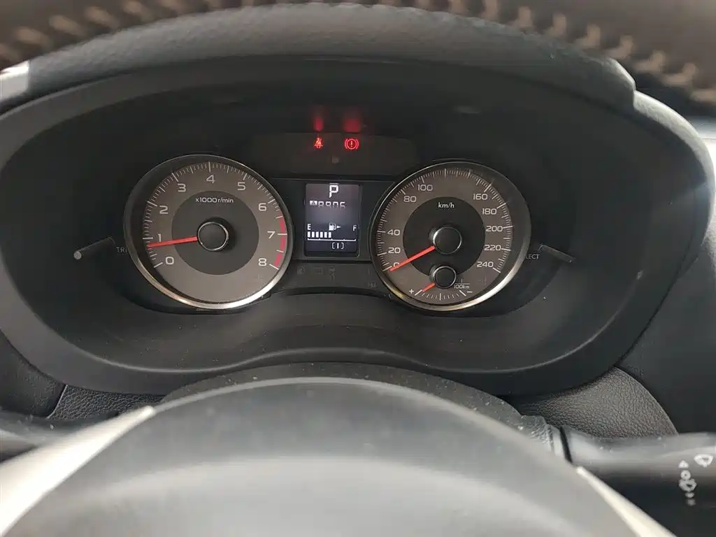 Subaru Forester 2013 2.0i Automatic Luxury Edition фото 4