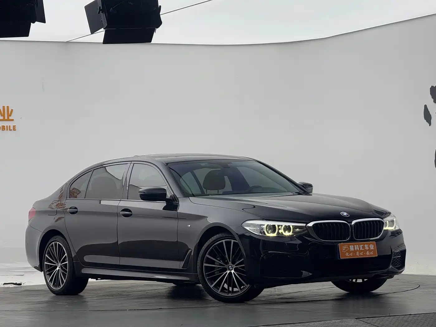 BMW 5 Series 2019 Facelift 530Li Leading M Sport Package фото 2