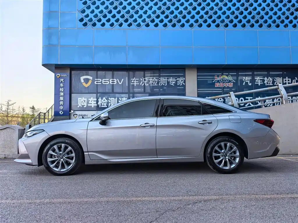 Toyota Avalon 2024 Model 2.0L Progressive Edition фото 3