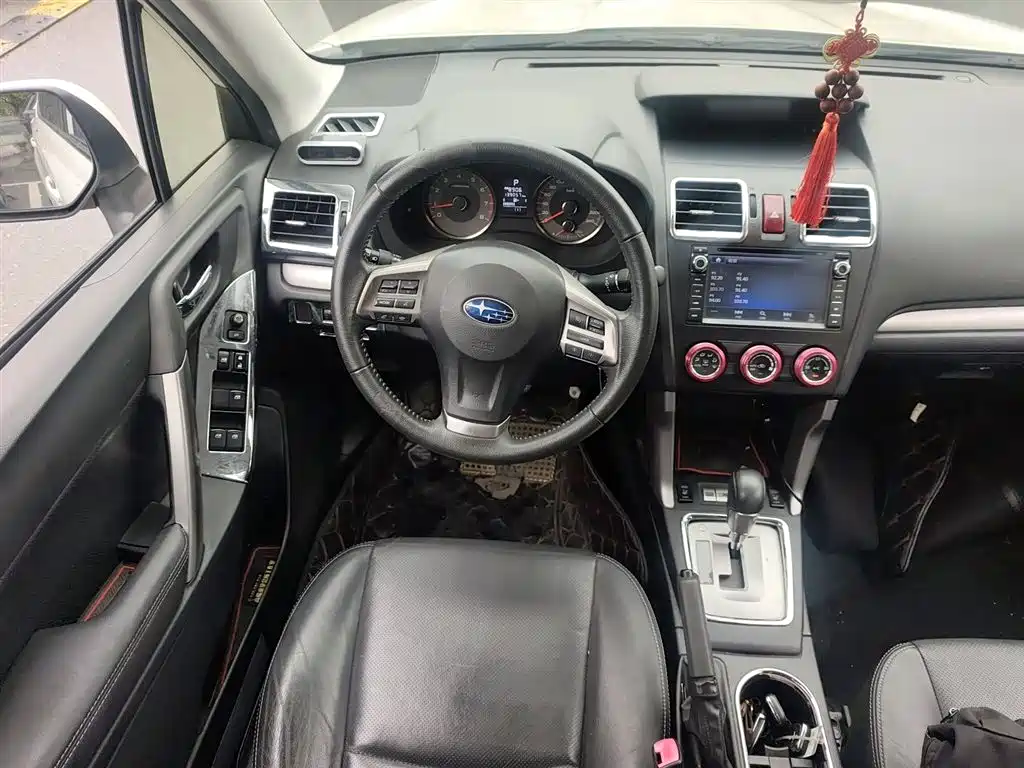 Subaru Forester 2013 2.0i Automatic Luxury Edition фото 3