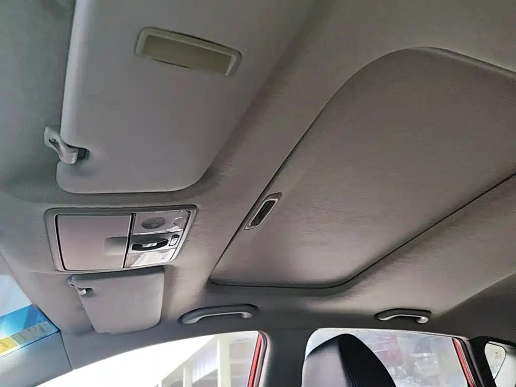 Hyundai Reina 2014 2014 Model 1.4L Automatic GLX