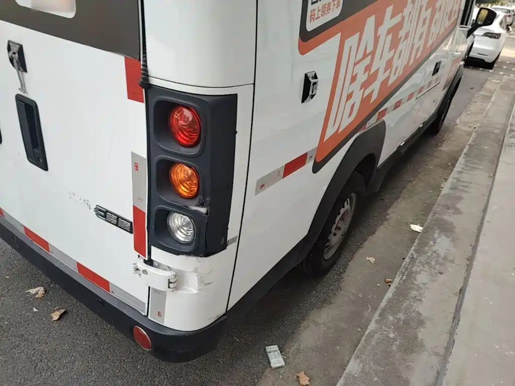 Jiangling E-Lushun 2022 2023 E630 Van Basic Version 41.86kWh