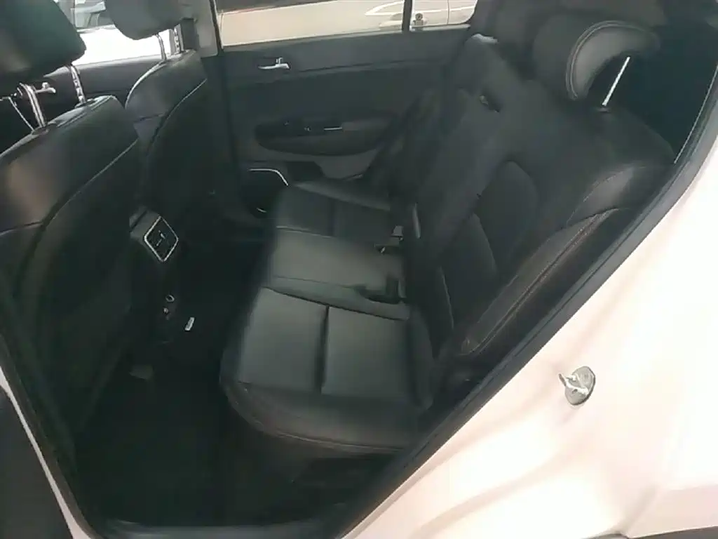 Kia KX5 2016 Model 1.6T Automatic 2WD DLX фото 17