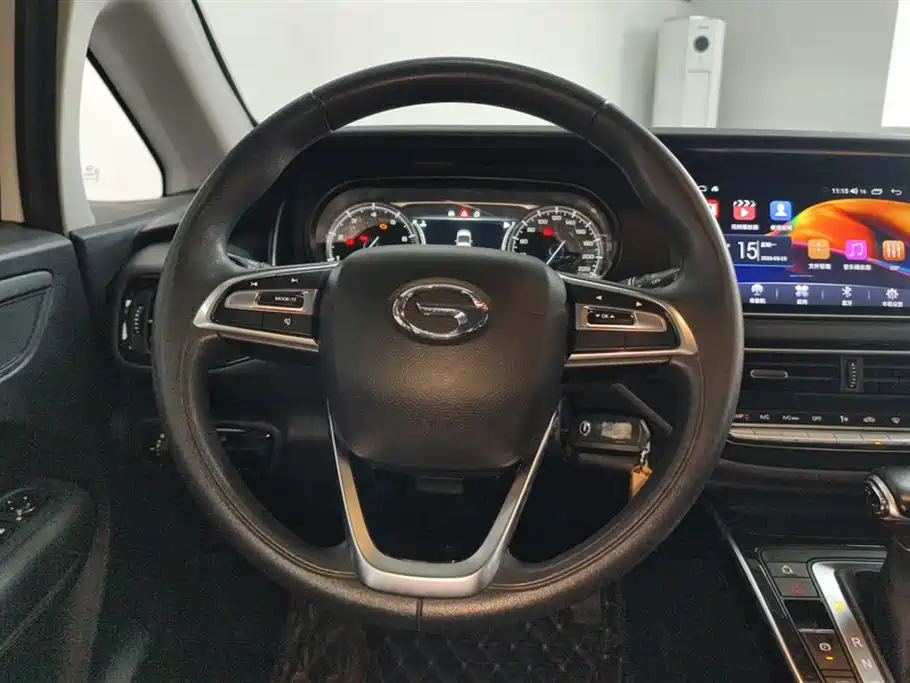 GAC Trumpchi Trumpchi M6 2021 270T DCT Elite Edition (7-Seater) фото 15