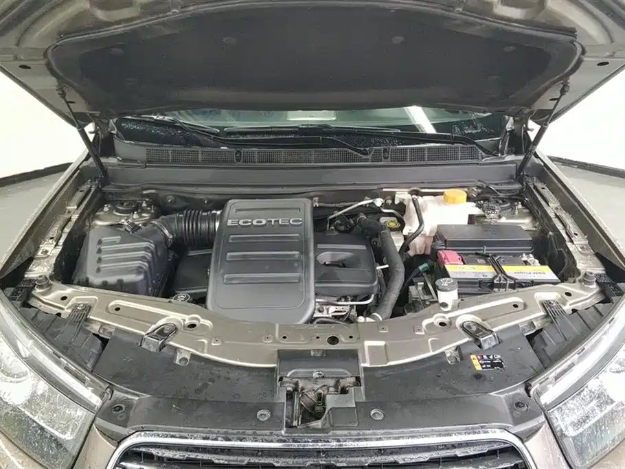 Chevrolet Captiva 2015 2.4L 2WD Urban Edition 7-seater фото 10