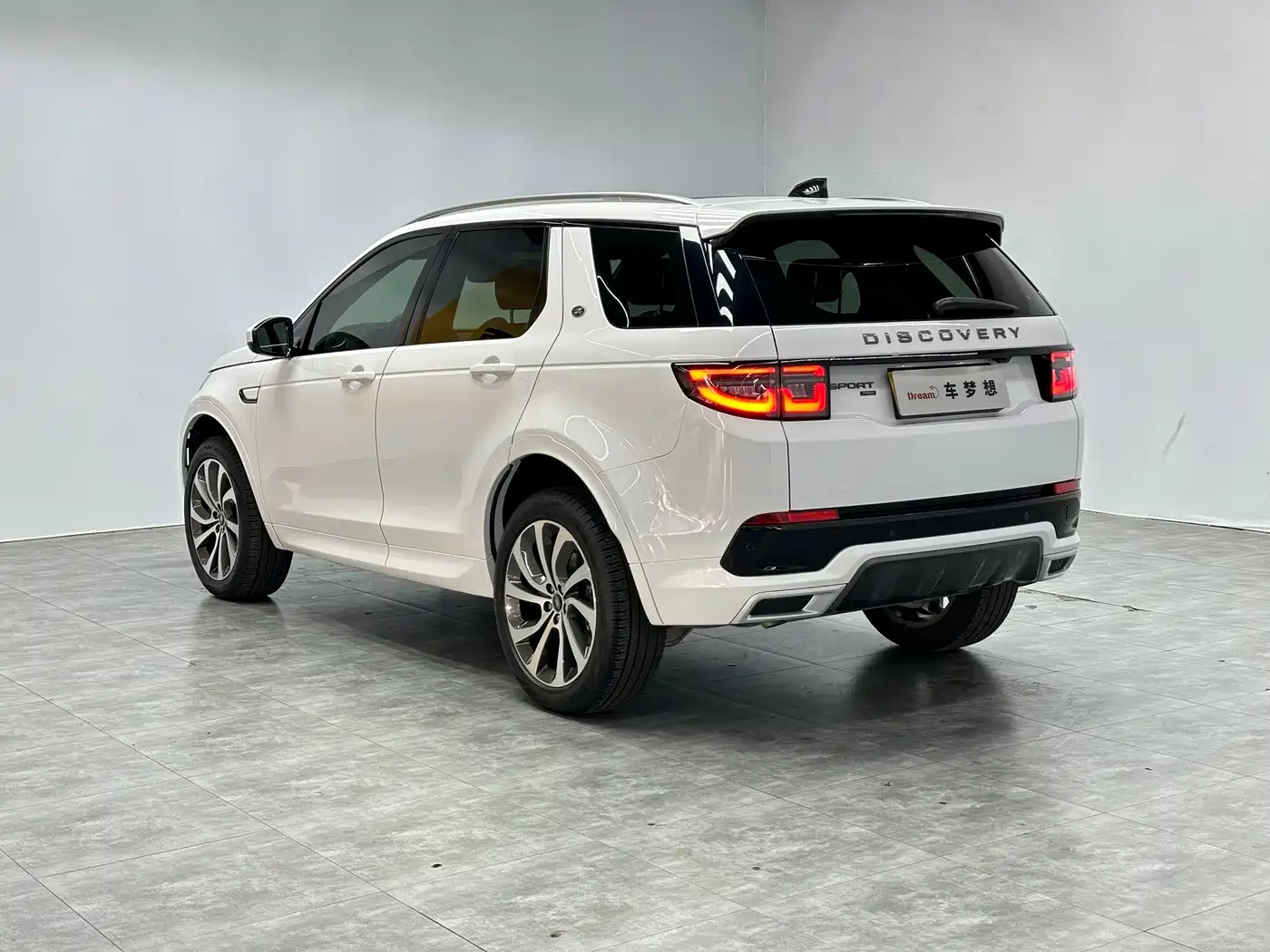 Land Rover Discovery Sport 2023 249PS R-Dynamic S Performance Version фото 6