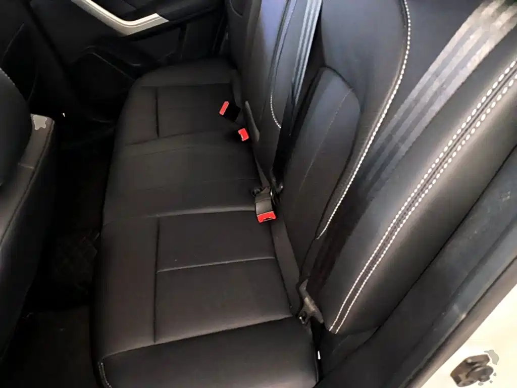 Venucia T90 2018 2018 2.0L CVT Smart Connection Fashion Edition China V